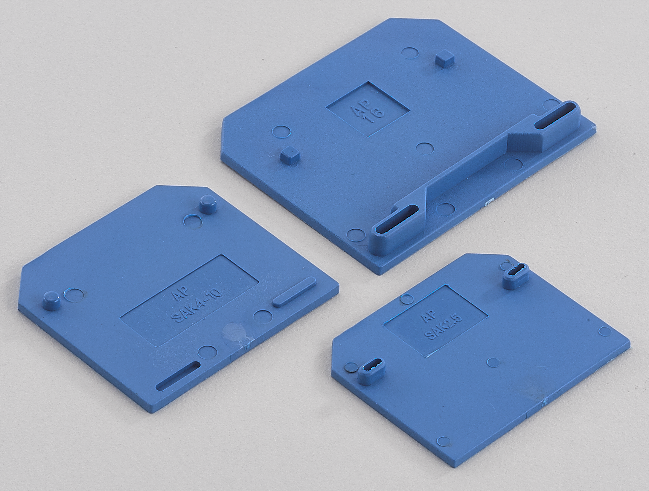 TAMPA PARA BORNE TIPO SAK, PLÁSTICO, 16MM², COR AZUL, (1UN)